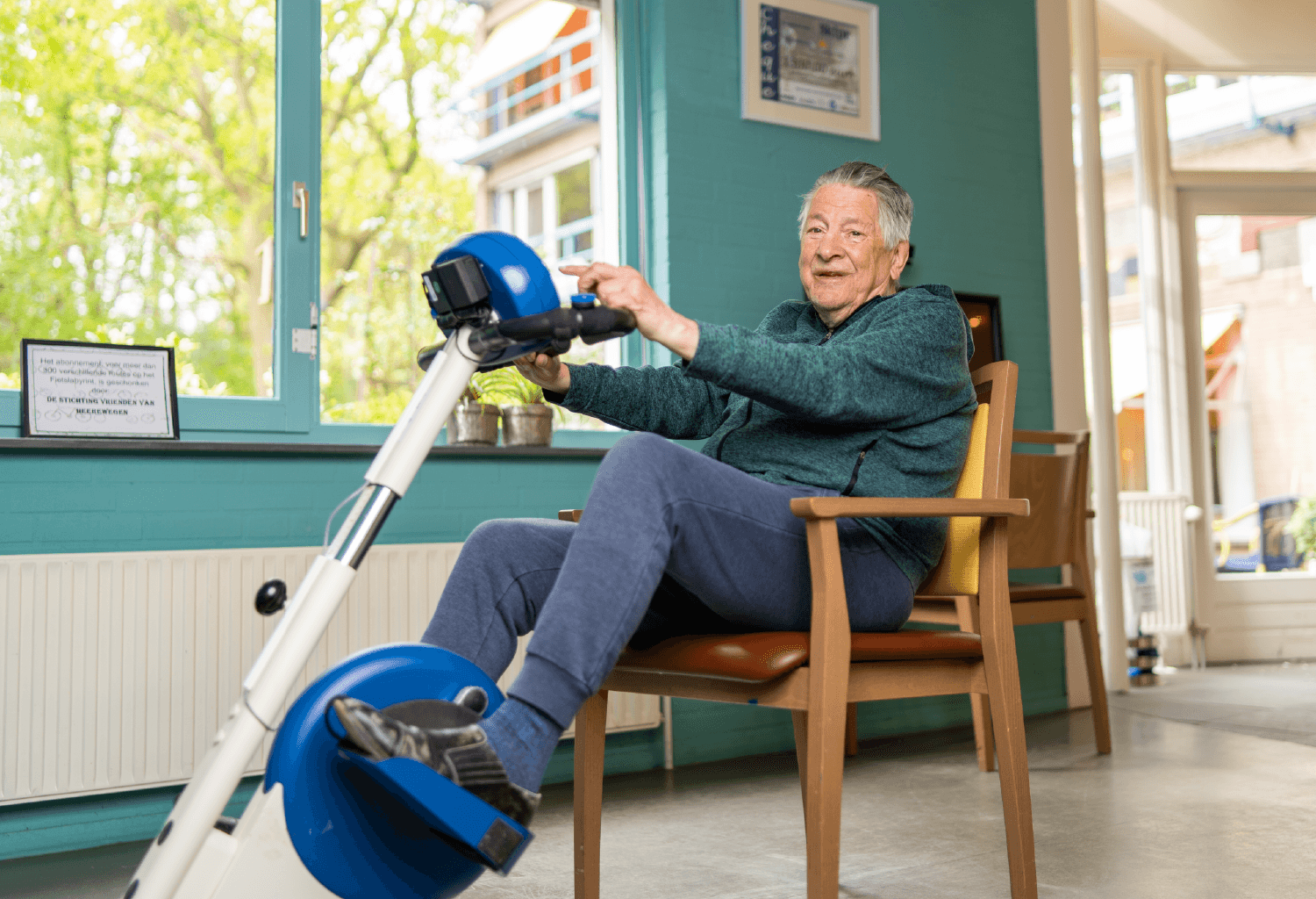 KOMFOTTEU Multifunctionele hometrainer voor senioren, pedaaltrainer KOMFOTTEU Multifunctionele hometrainer voor senioren, pedaaltrainer